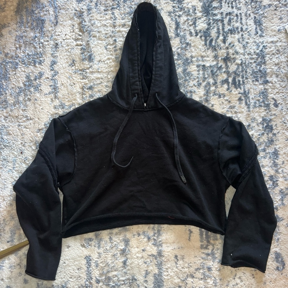 Alo yoga cropped hoodie size Small barely worn